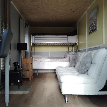 Daisy Lane Glamping *